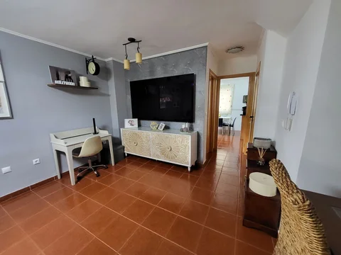 Chalet adosado - Foto 1