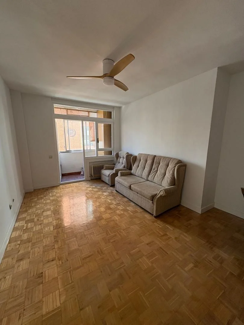 Piso en  Calle de Embajadores 100 - Foto 3