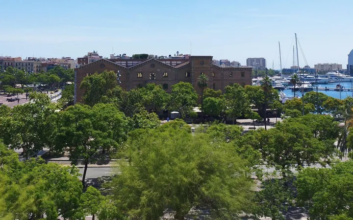 Piso en Calle de la Reina Cristina, Sant Pere - Santa Caterina i la Ribera - Foto 3