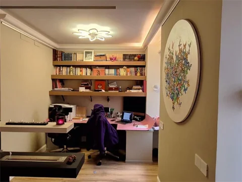 Piso en  Calle de Espartinas 8 - Foto 5