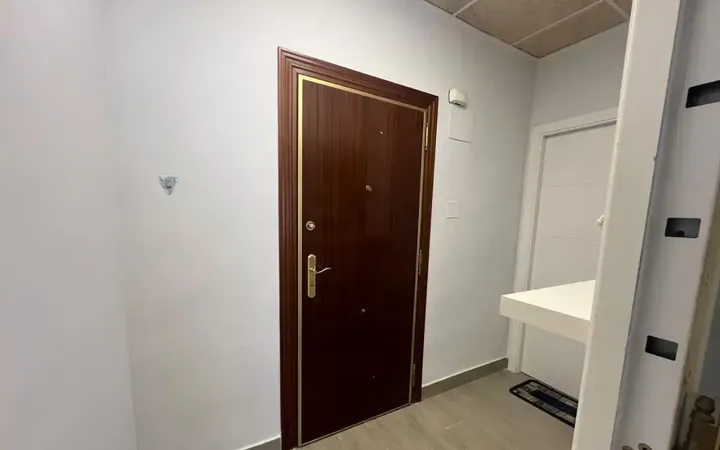 Piso en  Avenida de Logroño 116 - Foto 4