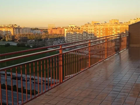 Piso en  Calle de Castiello de Jaca 33 - Foto 3