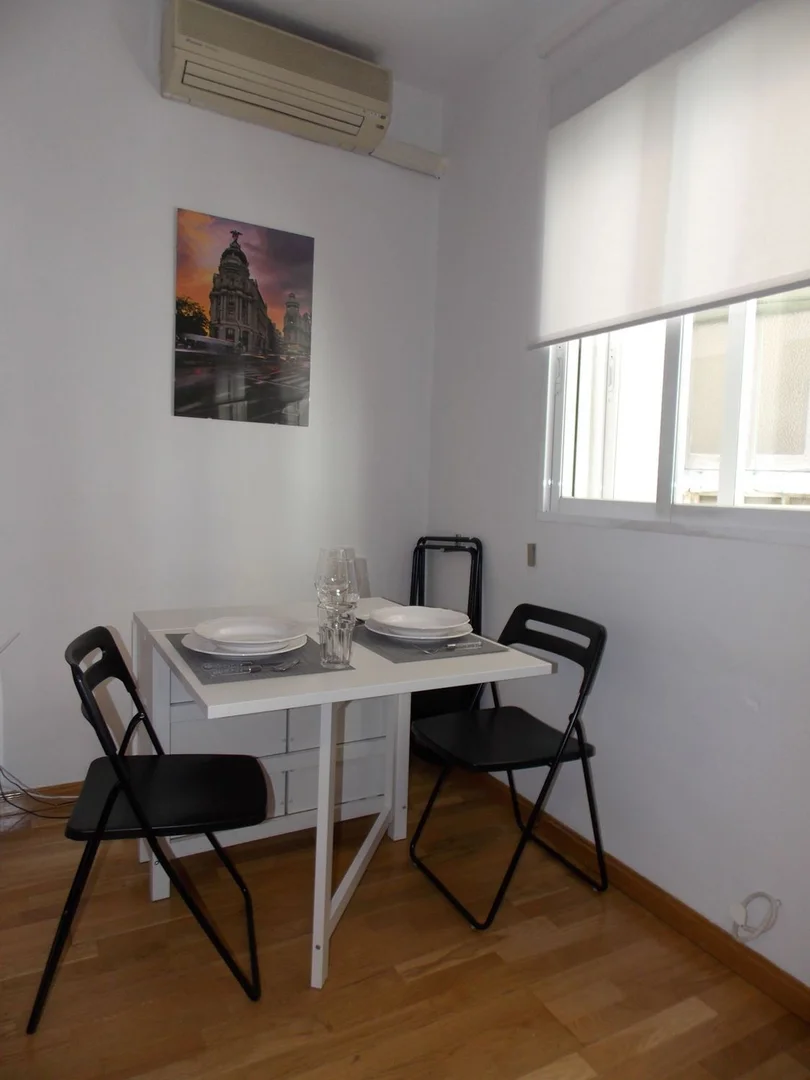 Piso en calle del Monte Esquinza, 7 - Foto 6