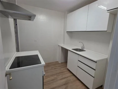 Piso en  Calle de Tomás Borrás 7 - Foto 1