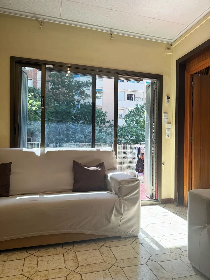 Piso en El Baix Guinardó - Foto 7