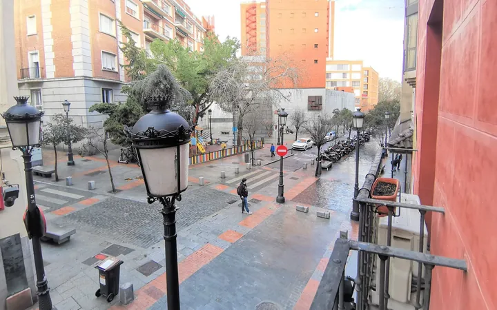 Piso en Calle de Jesús - Foto 1