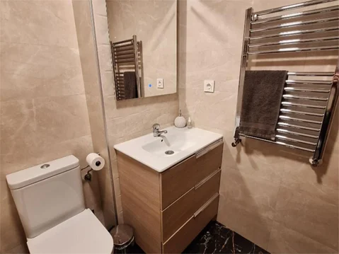 Piso en  Calle Ampuero 13 - Foto 6