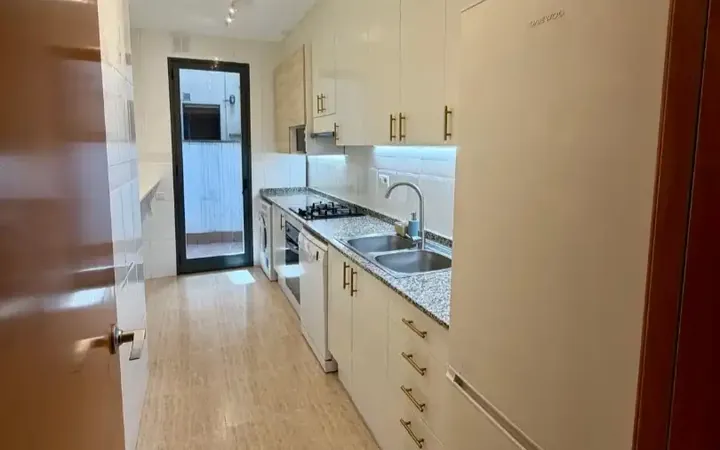 Piso en  Carrer de la Reina Amàlia 44 - Foto 6