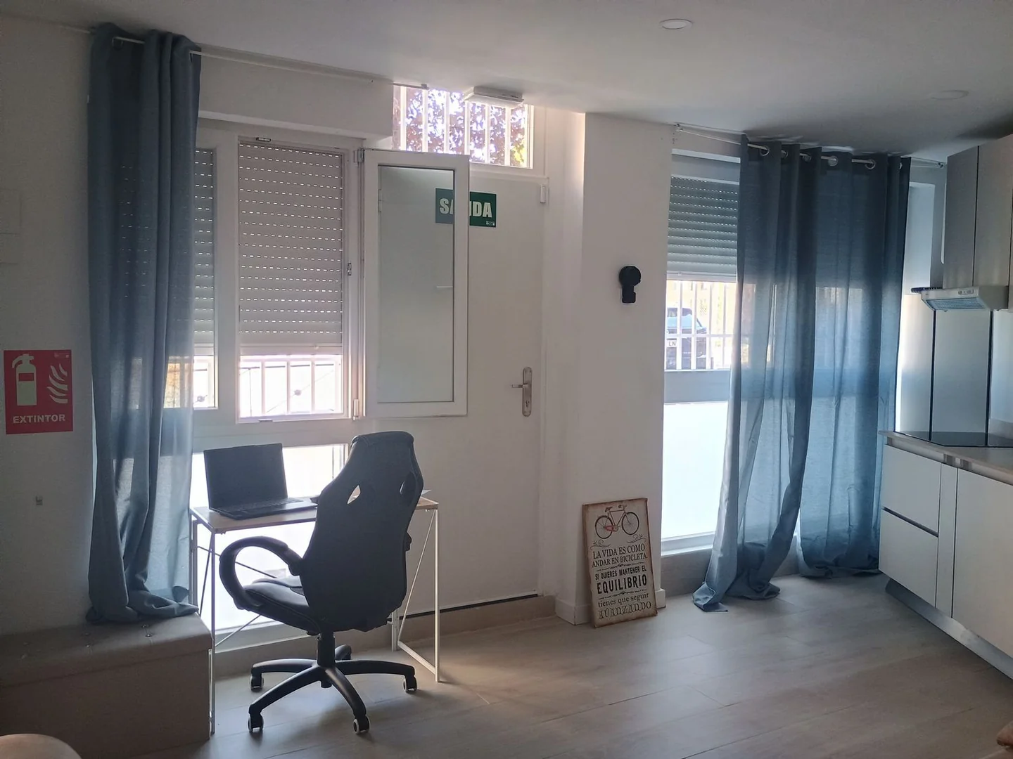 Estudio en Calle del Capitán Blanco Argibay, 131, Valdeacederas - Foto 3