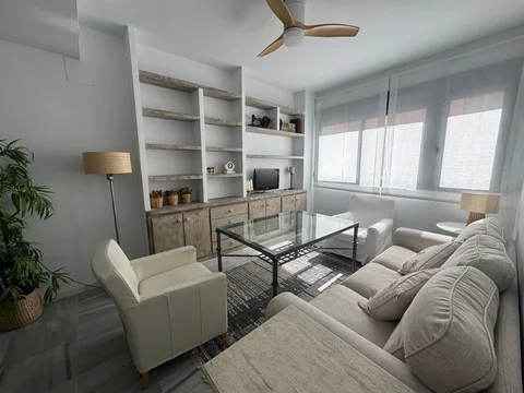 Piso en calle Virtud, 45 - Foto 2