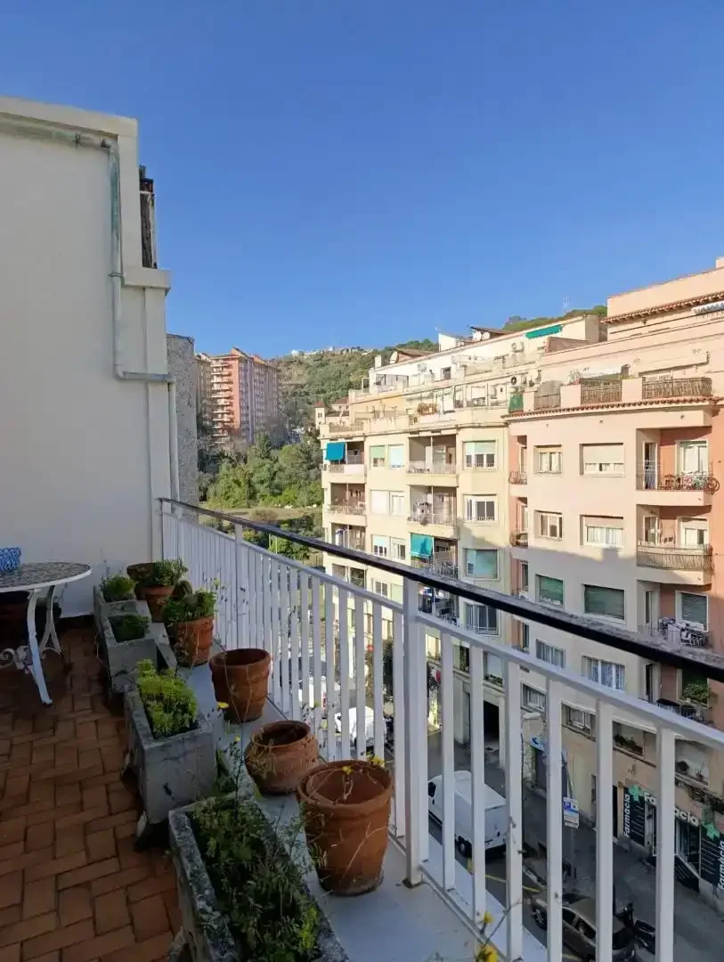 Piso en  Avinguda de la Mare de Déu de Montserrat 153 - Foto 4