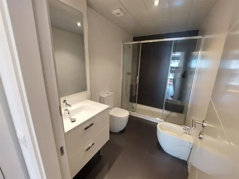 Piso en  Calle de Carlos y Guillermo Fernández Shaw 1 - Foto 16