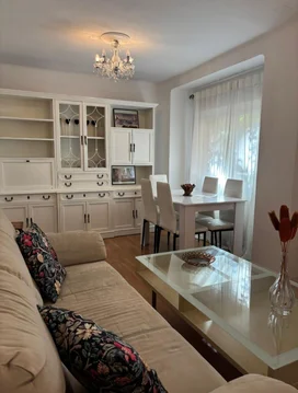 Piso en Barrio Pinar del Rey - Foto 1