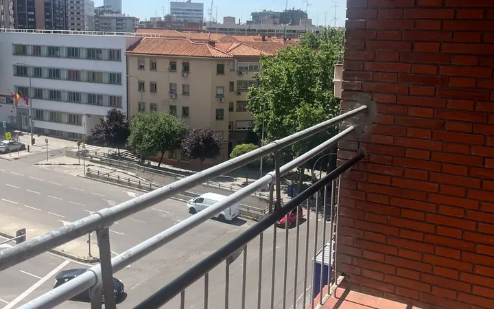 Piso en Calle de la Infanta Mercedes, Madrid, 95 - Foto 8