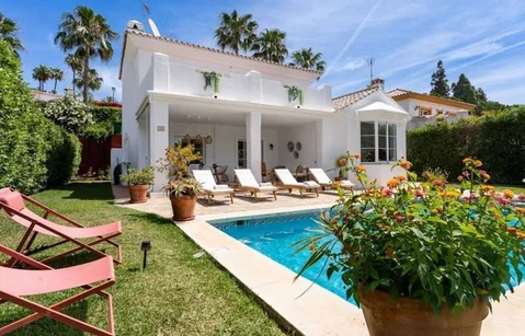Casa de pueblo en Avenida del Cortijo, 5 - Foto 11