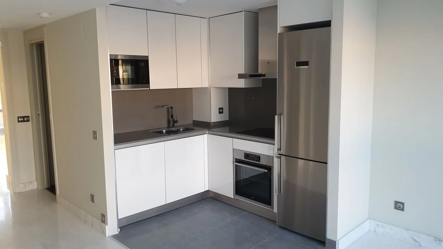 Piso en calle Monasterio de Samos, 1 - Foto 4