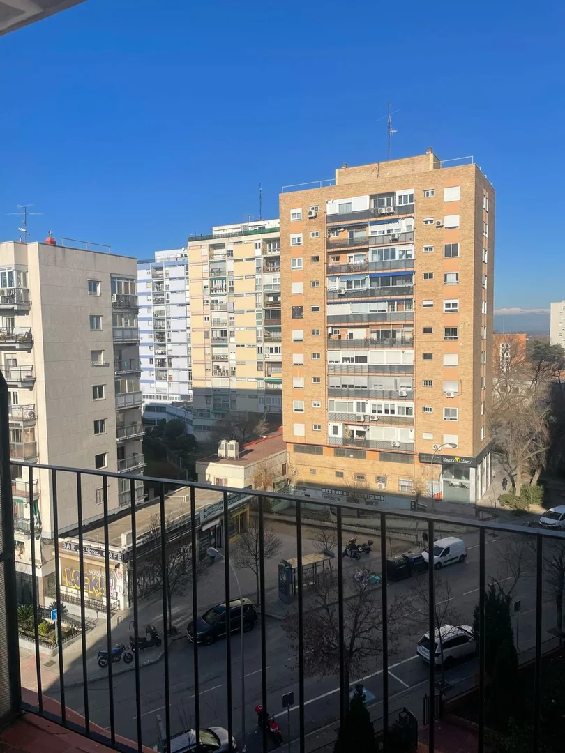 Piso en avenida del Doctor Federico Rubio y Galí, 110