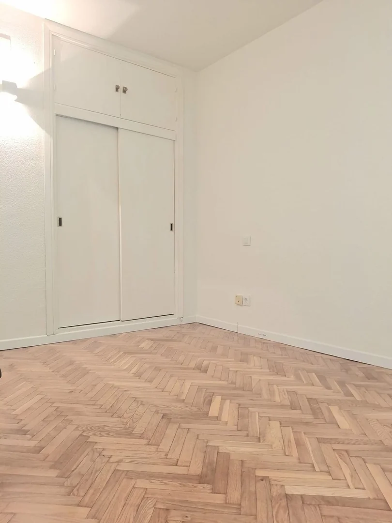 Piso en Calle de Vinaroz, 14, Ciudad Jardín - Foto 3