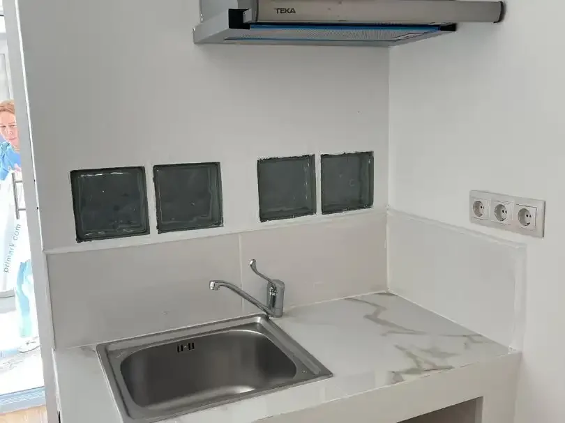 Local comercial en  Calle de Ramón Gómez de la Serna 121 - Foto 8