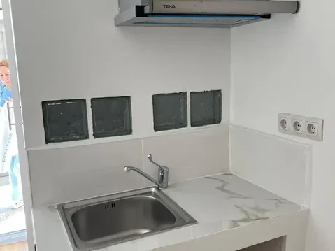 Local comercial en  Calle de Ramón Gómez de la Serna 121 - Foto 8