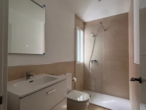 Piso en calle d'Olzinelles, 30 - Foto 3