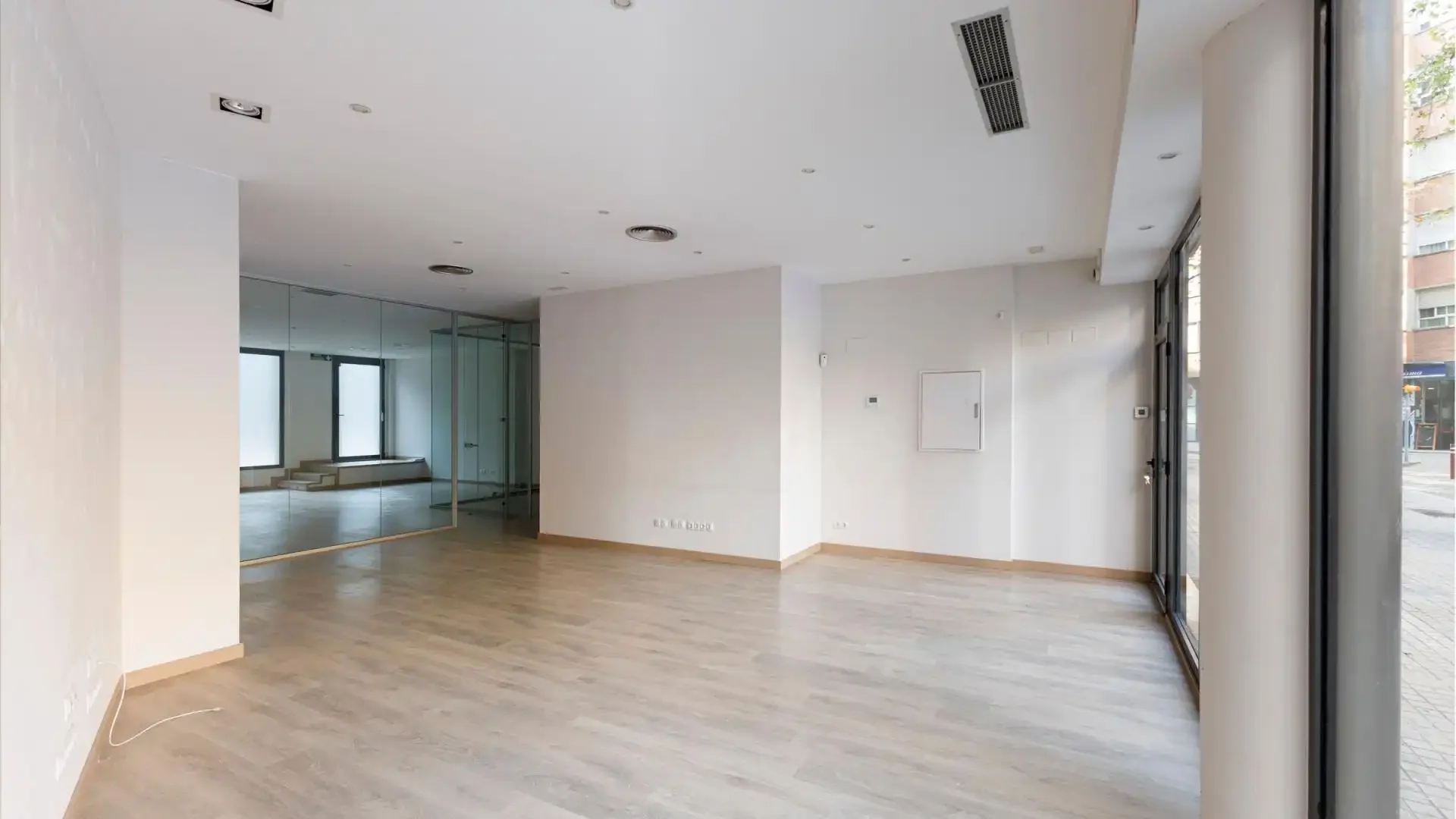 Local comercial en   CALLE BILBAO 180 - Foto 10