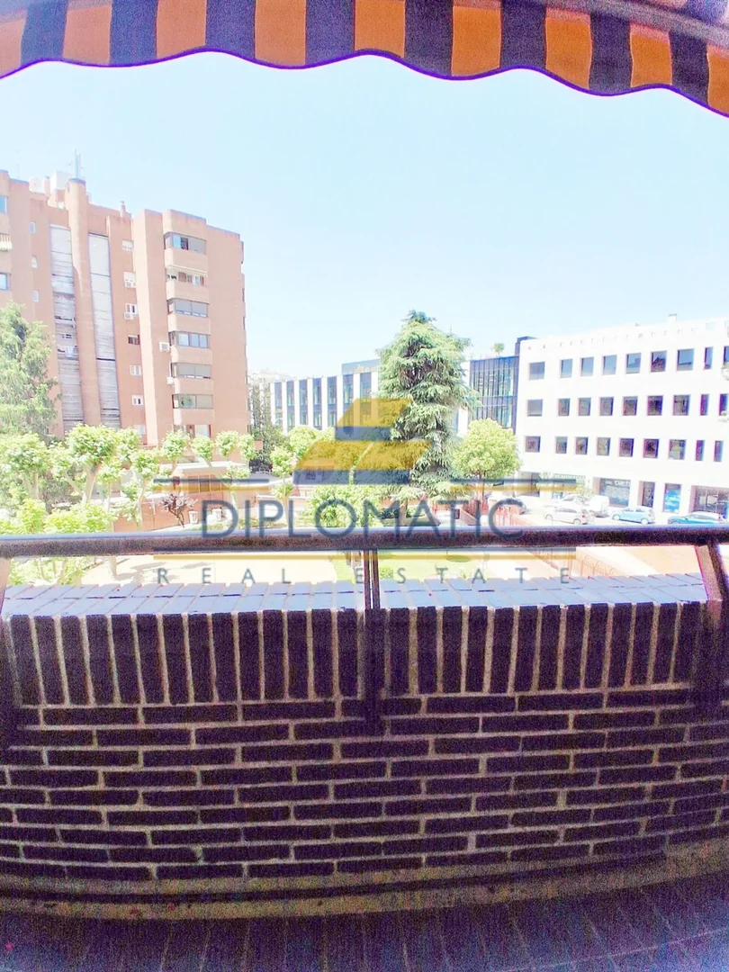 Piso en Calle del Maestro Alonso - Foto 9