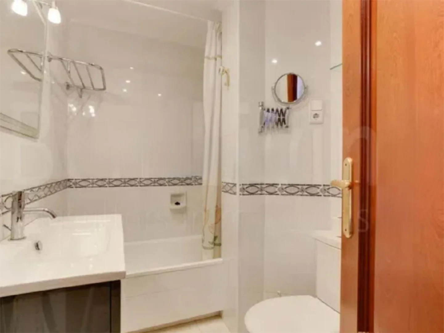 Piso en  Carrer de los Castillejos 298 - Foto 17