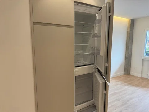 Piso en  Calle de Ascao 60 - Foto 5