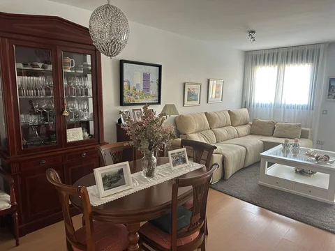 Piso en calle de Isabel Clara Eugenia, 4 - Foto 2