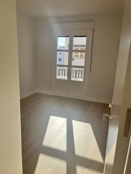 Piso en calle de Castelló - Foto 4