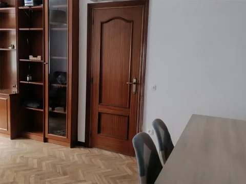 Piso en  Calle de Narváez 35 - Foto 5