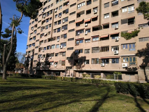 Piso en  Calle de Juan Esplandiú 4 - Foto 1