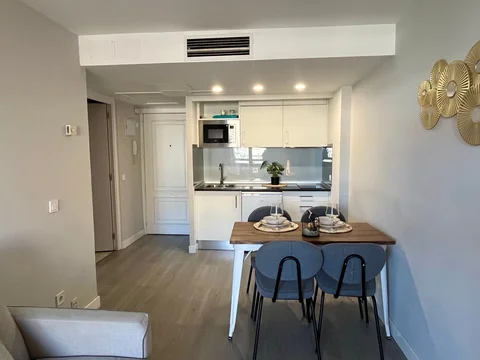 Piso en calle de Julián Besteiro, 35 - Foto 4