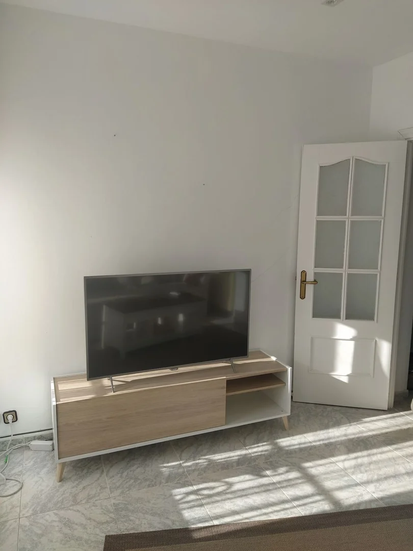 Piso en calle de San Isidoro de Sevilla, 5 - Foto 2