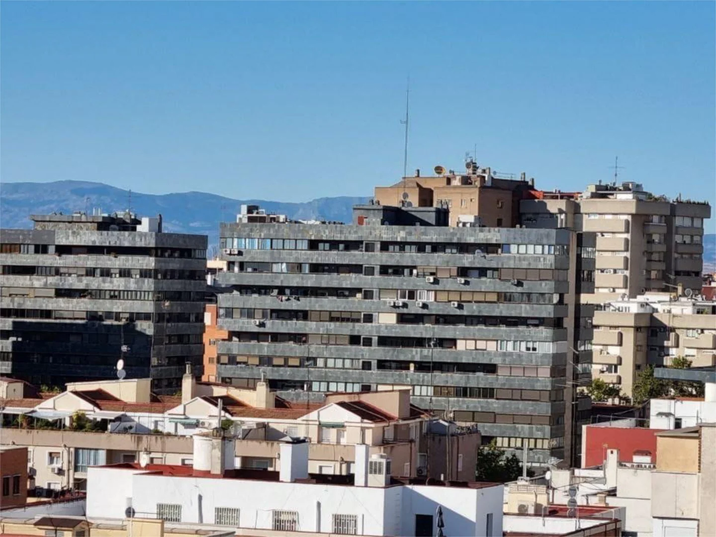 Piso en  Calle de Julián Besteiro 35 - Foto 2