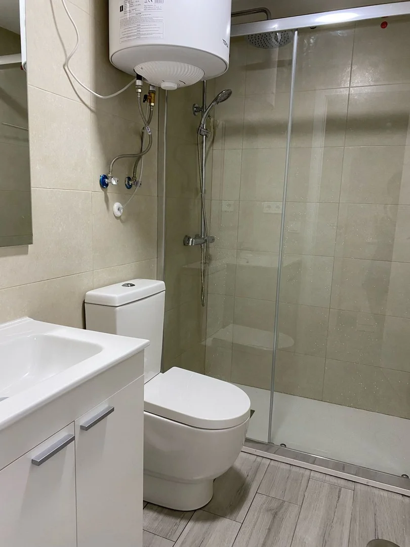 Estudio en calle Oxígeno, 33 - Foto 4