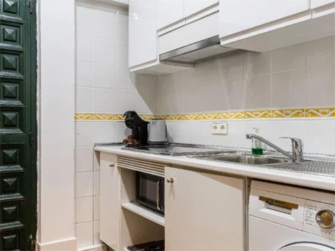 Piso en  Calle de Manuel Fernández y González 7 - Foto 17