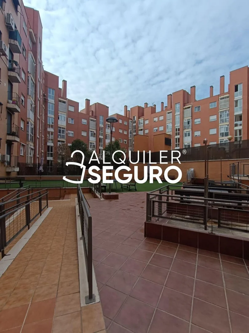 Piso en Avenida de los Rosales, Butarque - Foto 33
