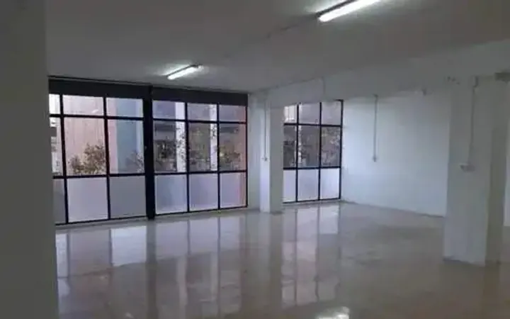 Local comercial en  Carrer Carrer Llull - Foto 2