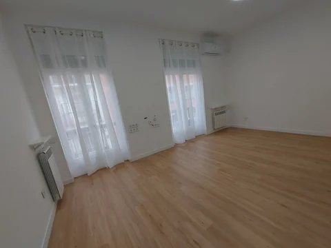 Piso en Barrio Argüelles - Foto 2