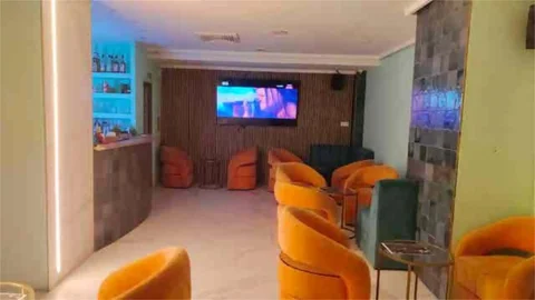 Local comercial en Chamartín - Foto 4