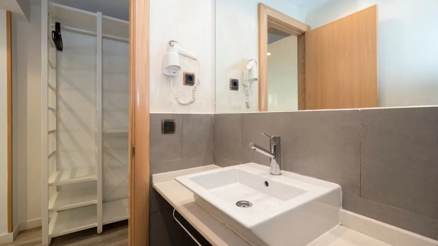 Estudio en calle Ample, 42 - Foto 2