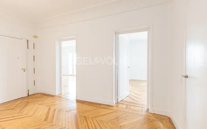 Piso en  Avenida de Menéndez Pelayo - Foto 12