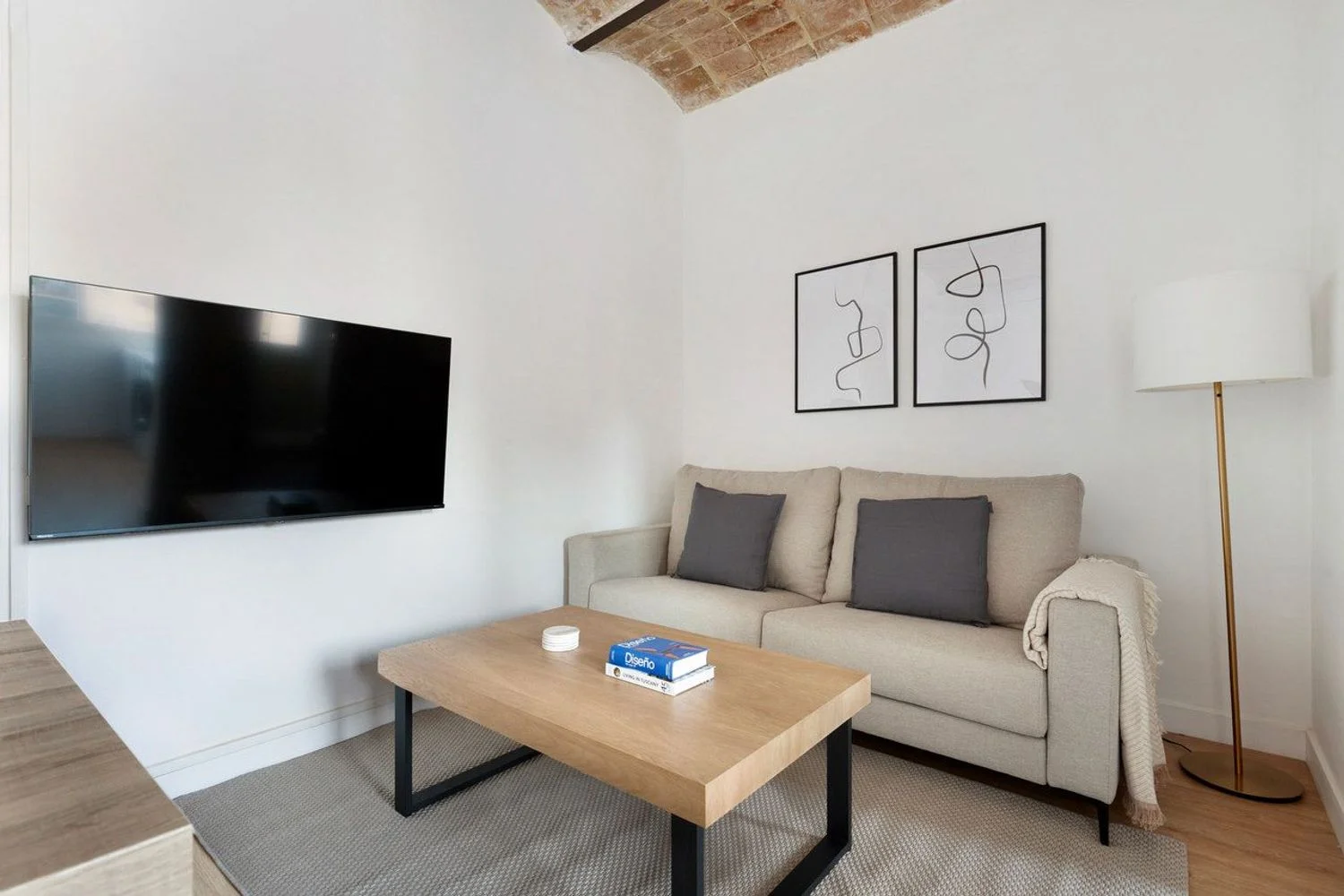 Piso en calle de Sardenya, 364