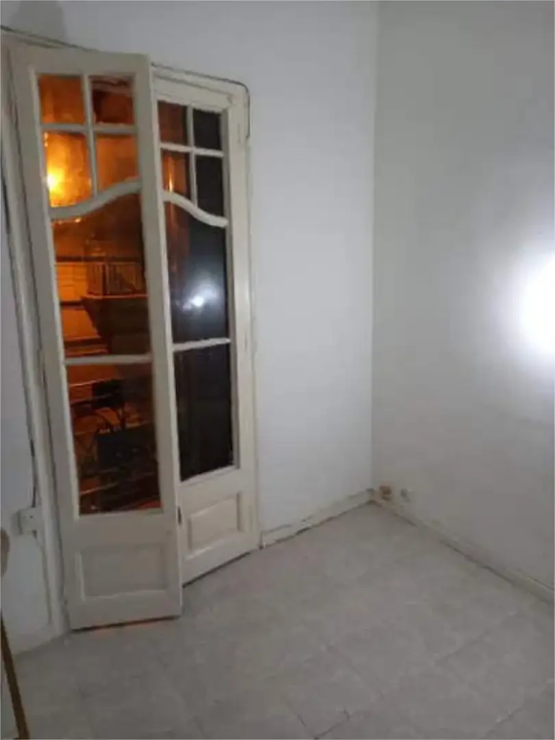 Piso en Poble Sec - Foto 3