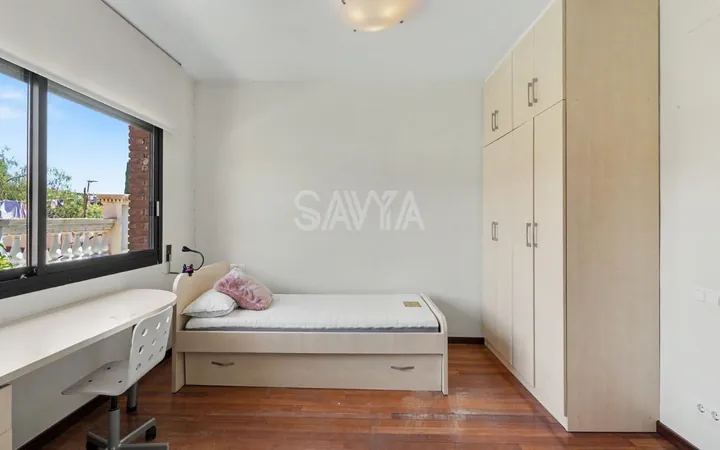 Chalet adosado en Calle de Sant Gaudenci - Foto 43
