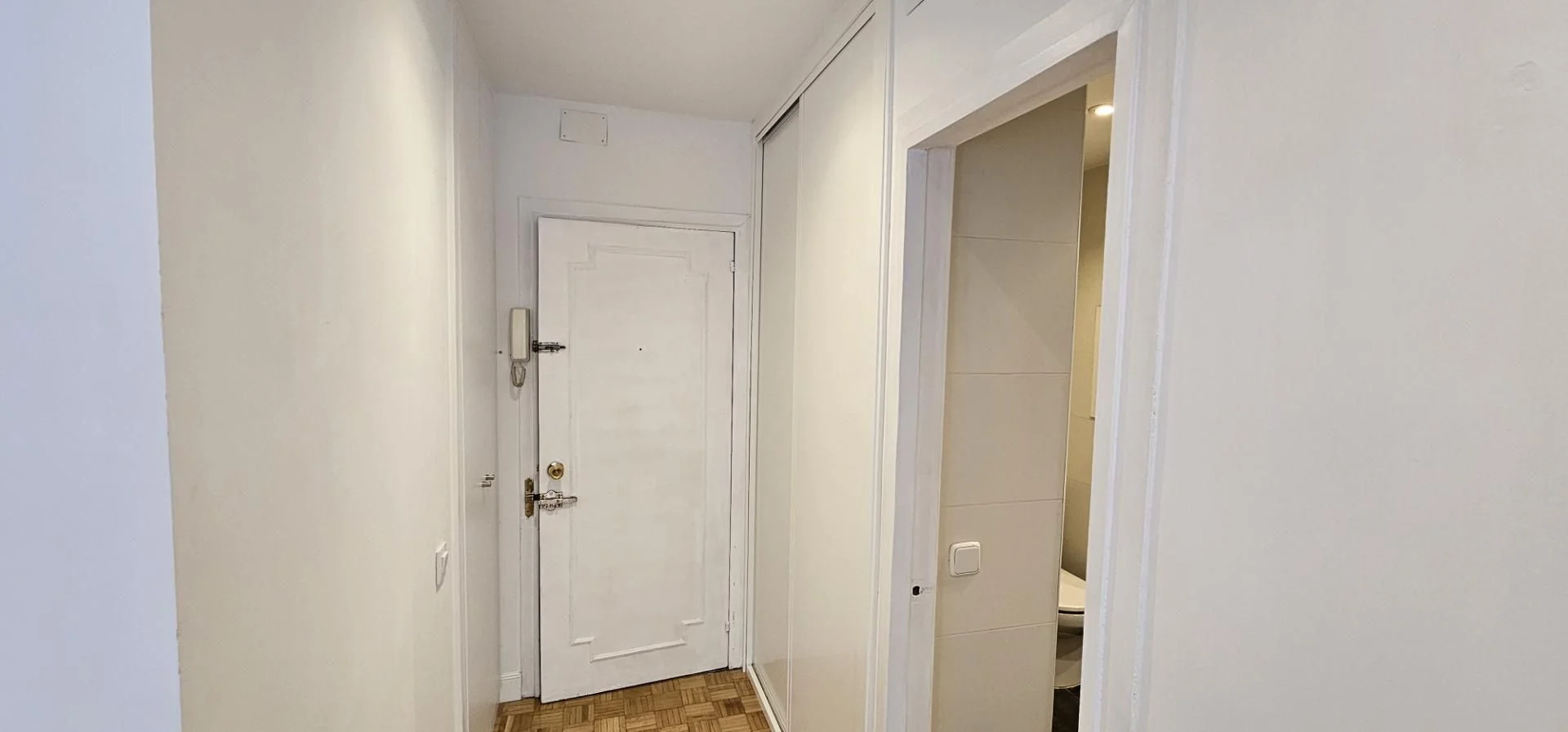 Piso en  Calle de Félix Boix 9 - Foto 8