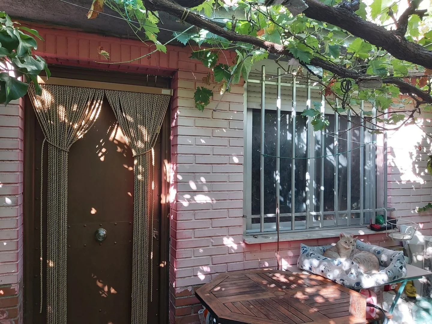 Chalet adosado en calle de Vélez Rubio, 81 - Foto 2