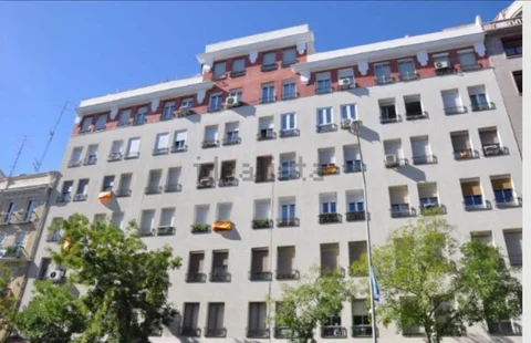 Piso en calle de Narváez, 72 - Foto 2